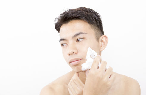 男性